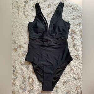 Cupshe Full Piece Bathing suit NWT